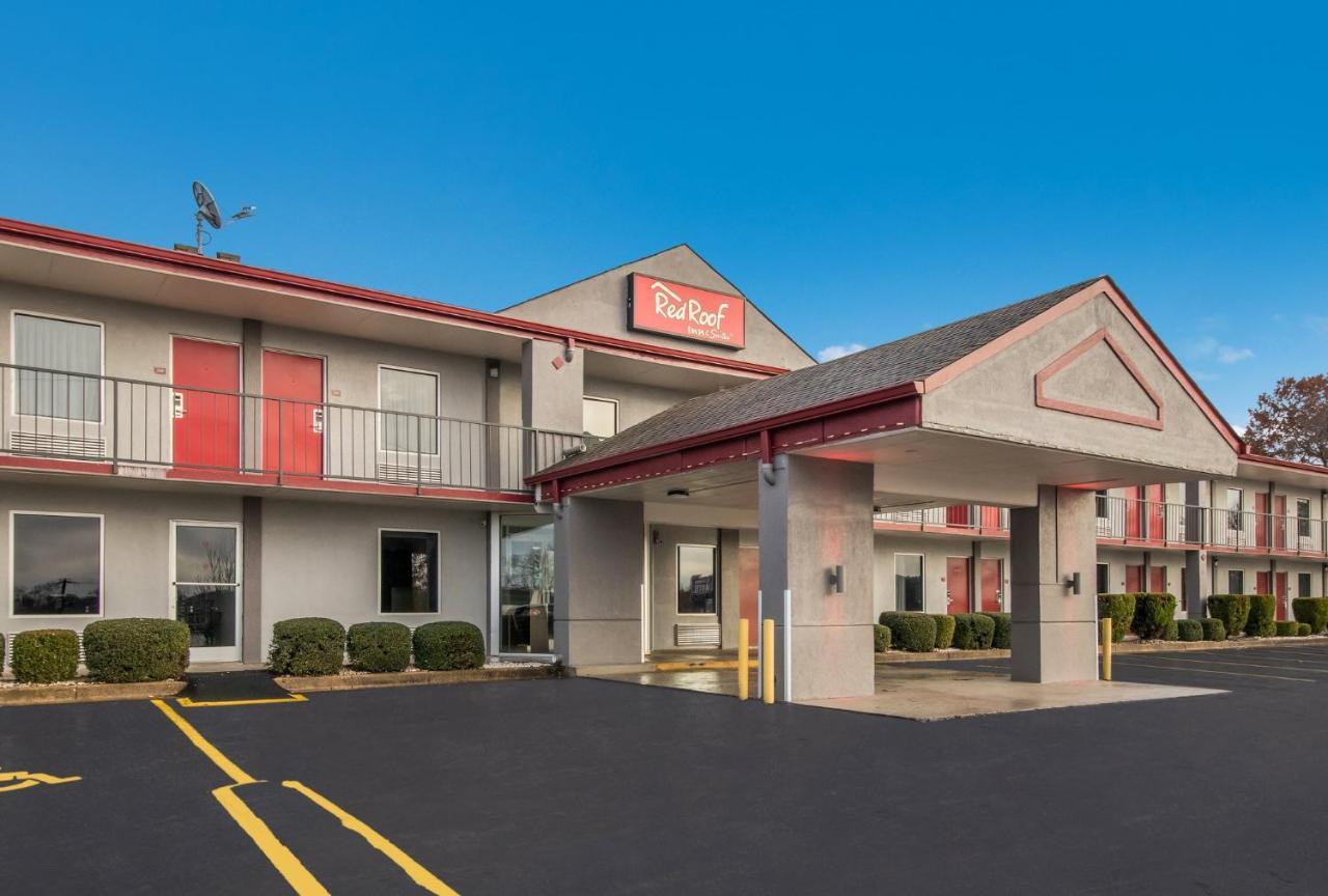 Red Roof Inn & Suites Jackson, Tn Exterior photo